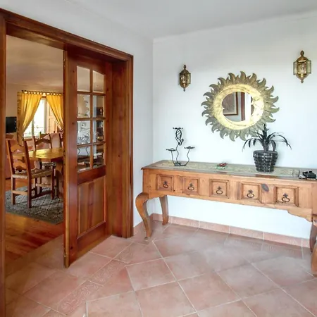 Cosy House Near With Shared Swimming Pool Ferienhaus Porto de Mós